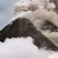 Asih: Jangan Takut Hadapi Gunung Merapi