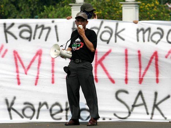 Pendukung RUU BPJS Demo di Istana Negara