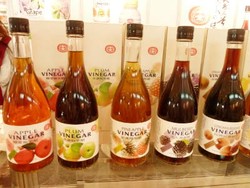 Woww... Ada Vinegar Leci dan Peach!