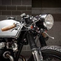 Motor Balap Jadul Hasil Karya Seorang Buta Warna