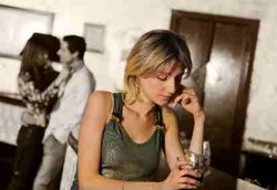 Alkohol Tidak Melupakan Masalah, Malah Kepikiran Terus