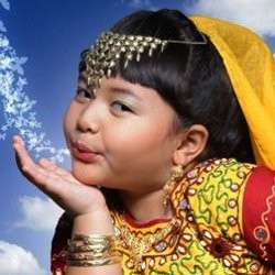 Amel Carla Tak Takut Ulat Bulu