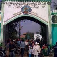 Proyek KA Kota-Priok Bakal Senggol Makam Mbah Priok