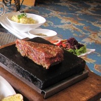 Empuknya Tenderloin Steak Hot Stone