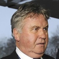 Abramovich Inginkan Hiddink