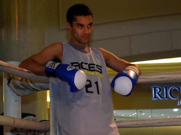 Didi Riyadi Jadi Petinju