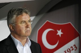 Hiddink Takkan Kembali ke Chelsea