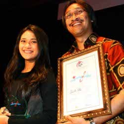 Purwacaraka Bangga Anak Didiknya Gondol Penghargaan di Italia