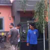 Sebuah Rumah di Sidoarjo Disambar Petir