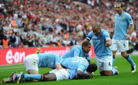 Sungkurkan MU, City ke Final