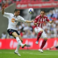 Bantai Bolton, Stoke Tantang City di Final