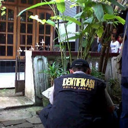 Polisi Periksa Kediaman Adik Kandung M Syarif