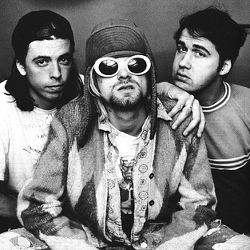 Dave Grohl Mimpi Bertemu Kurt Cobain & Bangkitkan Nirvana