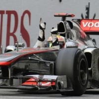 Hamilton: McLaren Masih di Belakang Red Bull