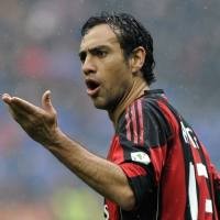 Milan Ditinggal Beberapa Pilarnya