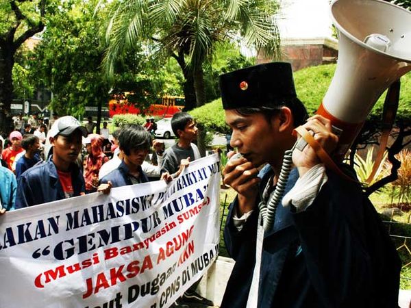 Gempur Muba Demo Kantor Menpan