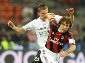Milan Diimbangi Palermo 2-2