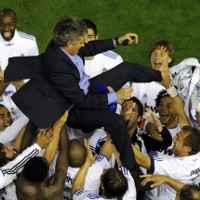 Mourinho Lega Akhiri Puasa Gelar