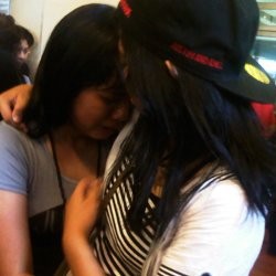 Ratusan Fans Menangis Batal Bertemu Justin Bieber