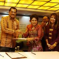 Telkomsel Kampanyekan Program MDGs dengan Basis ICT