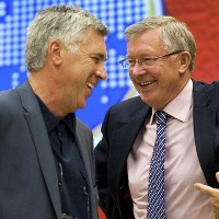 Fergie Lebih Waspadai Chelsea daripada Arsenal