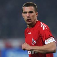 Podolski Yakin Bisa Sukses di Inggris atau Spanyol