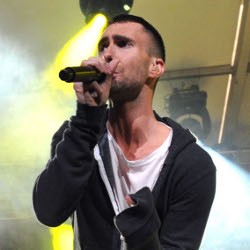 Maroon5 Cari Fans Misterius di Jakarta