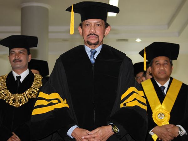 UI Anugerahi Sultan Brunei Doctor Honoris Causa