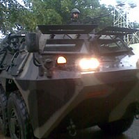 Jelang Tunangan Ibas-Aliya, Panser Siaga di Rumah Hatta