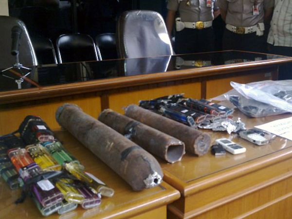Barang Bukti dari Rumah Mertua Pepi Disita