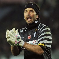 Tekad Buffon Jaga Martabat Bianconeri