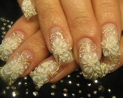 Aksesori untuk Mempercantik Kuku di Hari Pernikahan