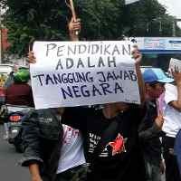 Serikat Mahasiswa Indonesia Aksi Tolak Kapitalisasi Pendidikan