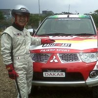 Balap ala Reli Paris Dakar dengan Hiroshi Masuoka