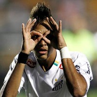 Ke Mana Neymar Musim Depan? Hanya Tuhan yang Tahu