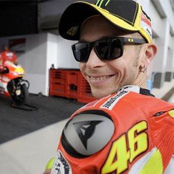 Rossi, The Doctor Dengan Eksperimen Gila di Atas Sirkuit