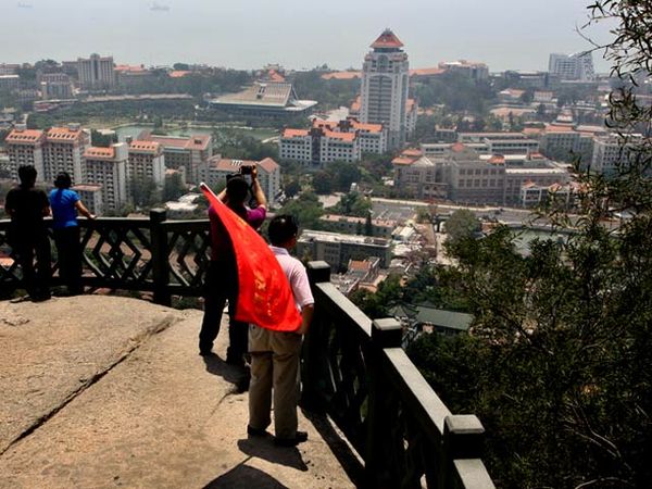 Xiamen dari Atas Bukit Putuo