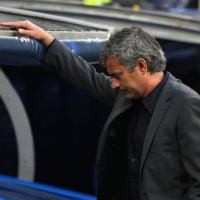 Buah Simalakama Mourinho di Camp Nou