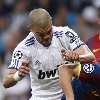 Kartu Merah Pepe Keputusan yang Tepat