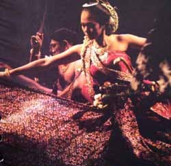 Panggung Miring Jay Subyakto untuk Matah Ati