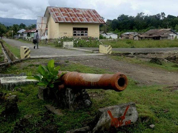 Menyelusuri Pulau Buru di Maluku