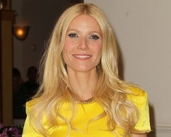 Gwyneth Paltrow Jadi Brand Ambassador Baru Coach