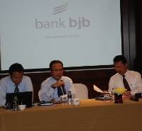 Analyst Meeting Q1/2011 bank bjb
