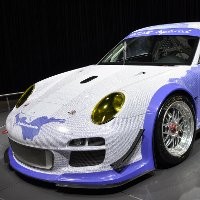 Porsche Tato Nama Penggemar di Seluruh Bodi Mobil