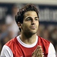 Arsenal Siap Lego Fabregas