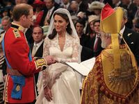  William dan Kate  Resmi Suami-Istri
