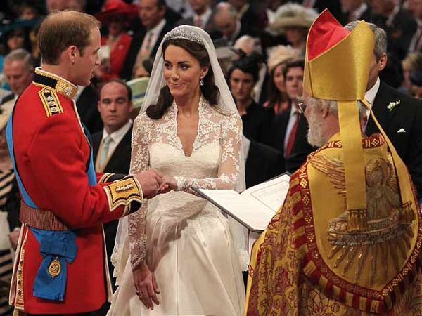  William dan Kate  Resmi Suami-Istri