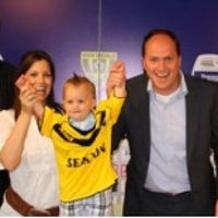 Klub Belanda Kontrak Balita 18 Bulan