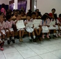 Sekolah Mau Digusur, Ratusan Siswa Salomo Semarang Beraksi di Gereja