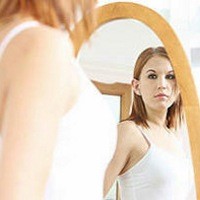 Saat Putri Kecil Mulai Penasaran dengan Payudara